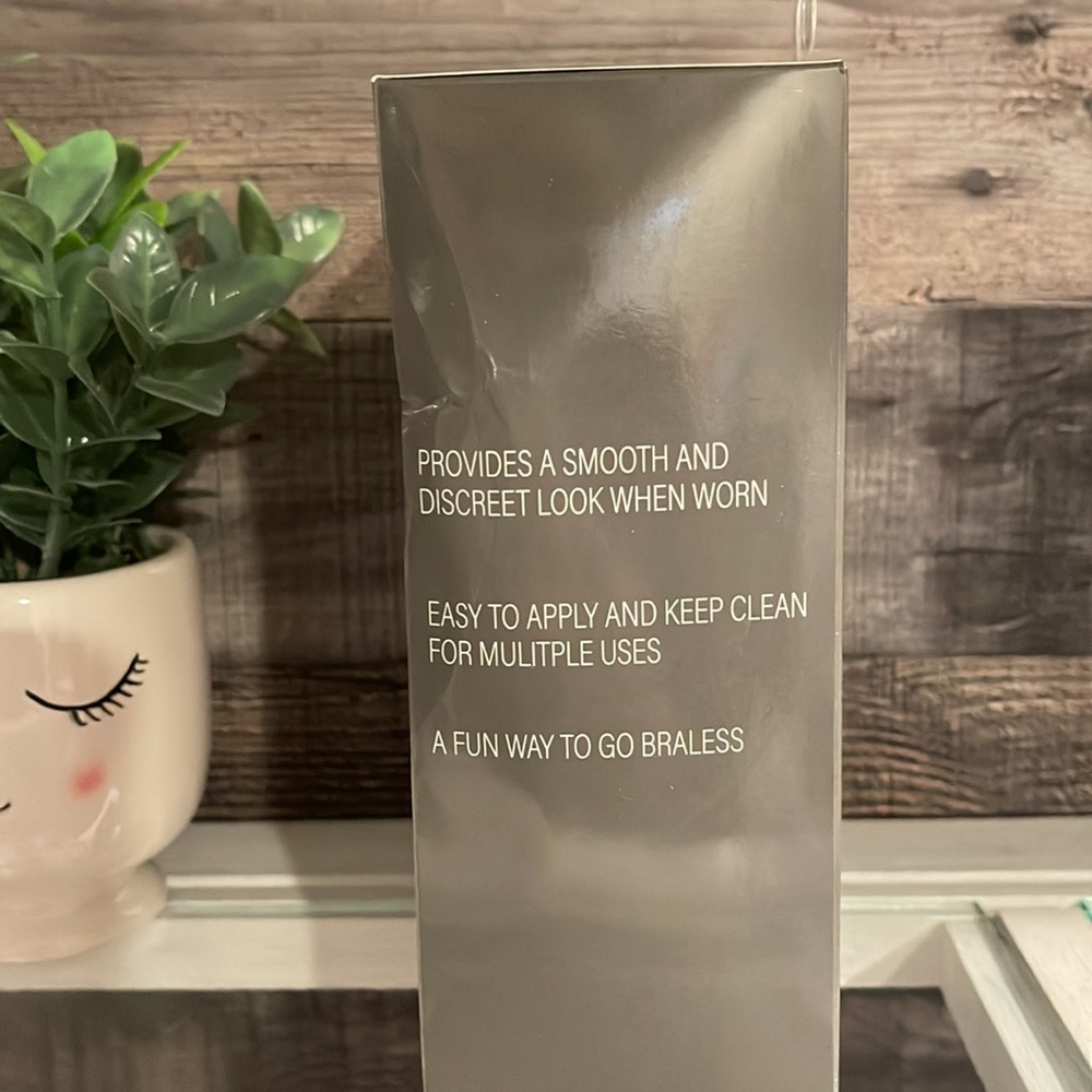 New!!!Fix Solution Self Adhesive Wing Shape Bra. - image 3